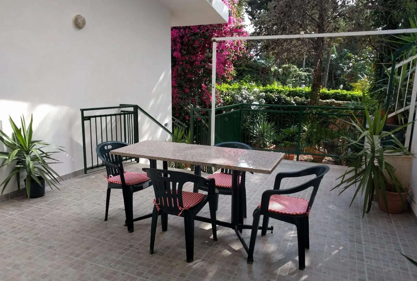 Rosalba Apartments - Cheap And Characteristic Palermo