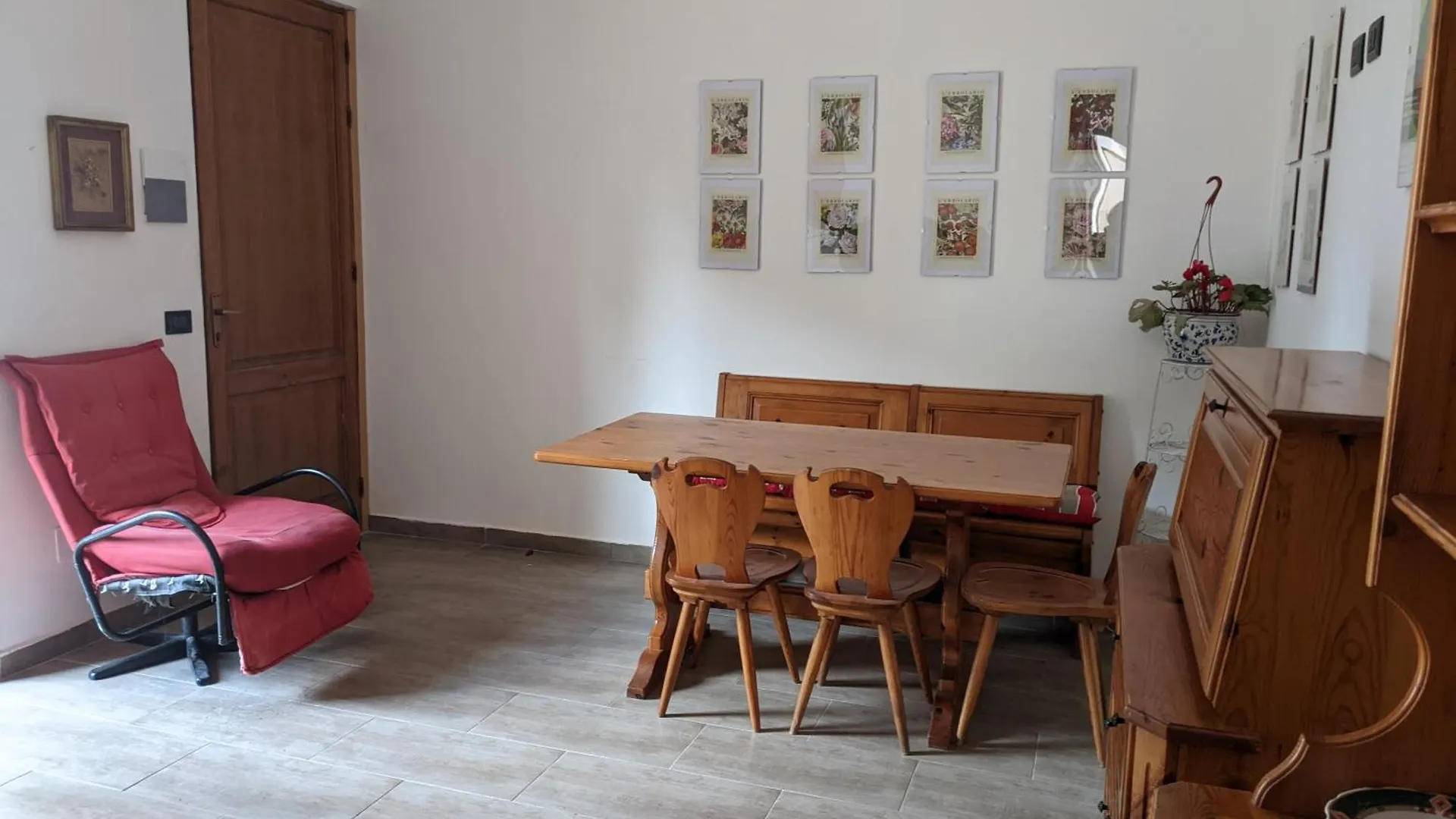 Rosalba Apartments - Cheap And Characteristic Palermo Italy